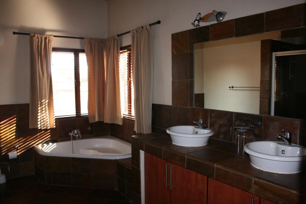 Makhato 84 Bush Lodge 벨라벨라 객실 사진